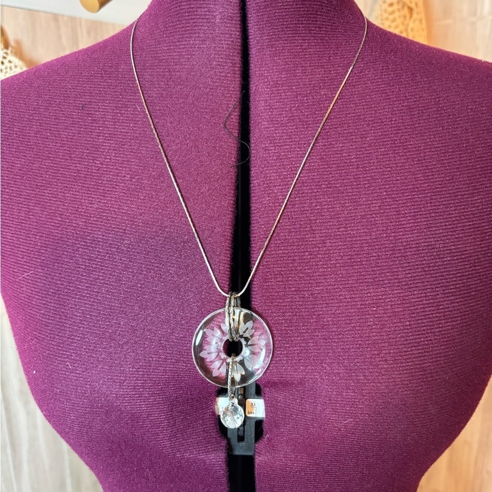 Silpada Sterling Silver and Clear Etched Floral Glass Pendant Necklace - Picture 2 of 6